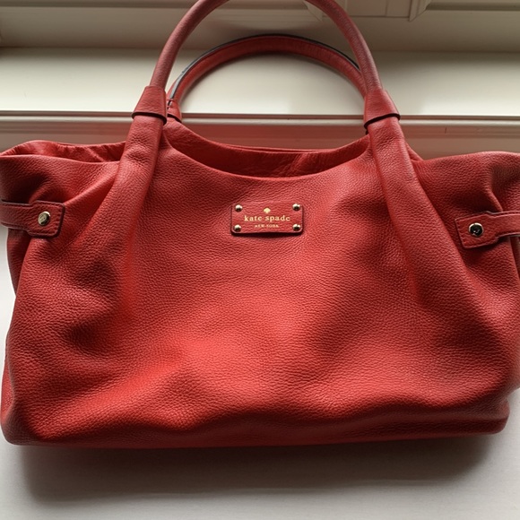 Gorgeous red Kate Spade handbag - Picture 9 of 16
